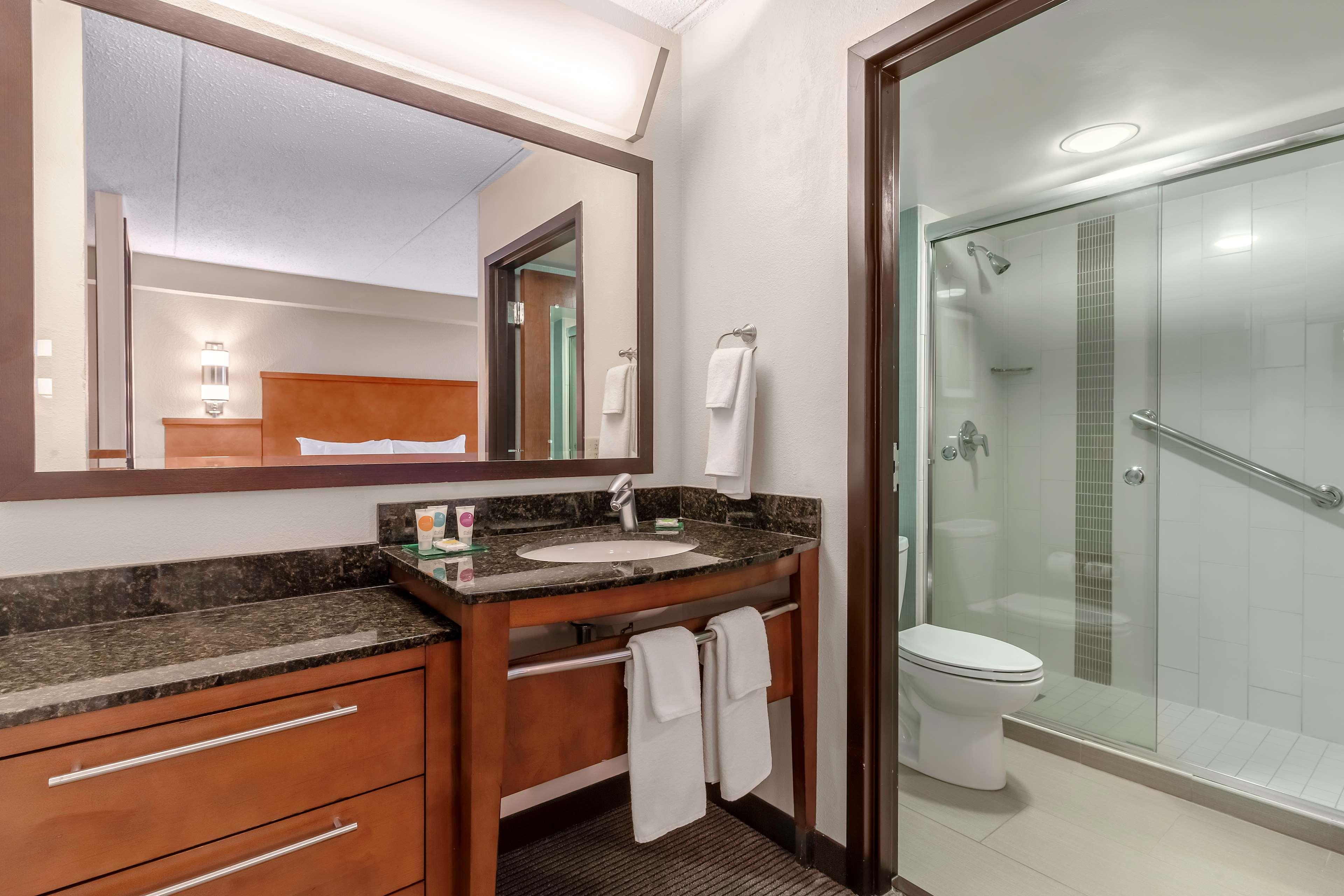 Hyatt Place Charlotte Airport Billy Graham Parkway Экстерьер фото