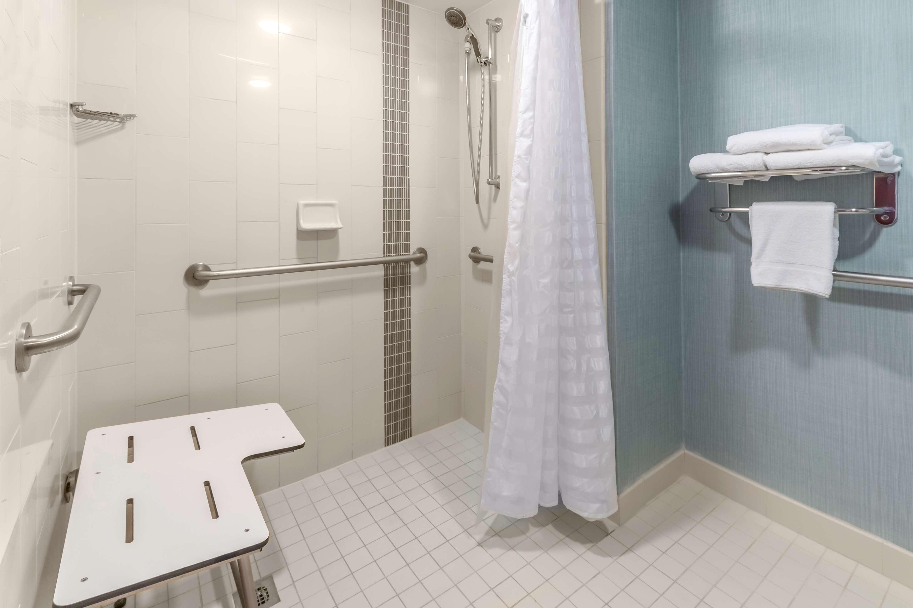 Hyatt Place Charlotte Airport Billy Graham Parkway Экстерьер фото