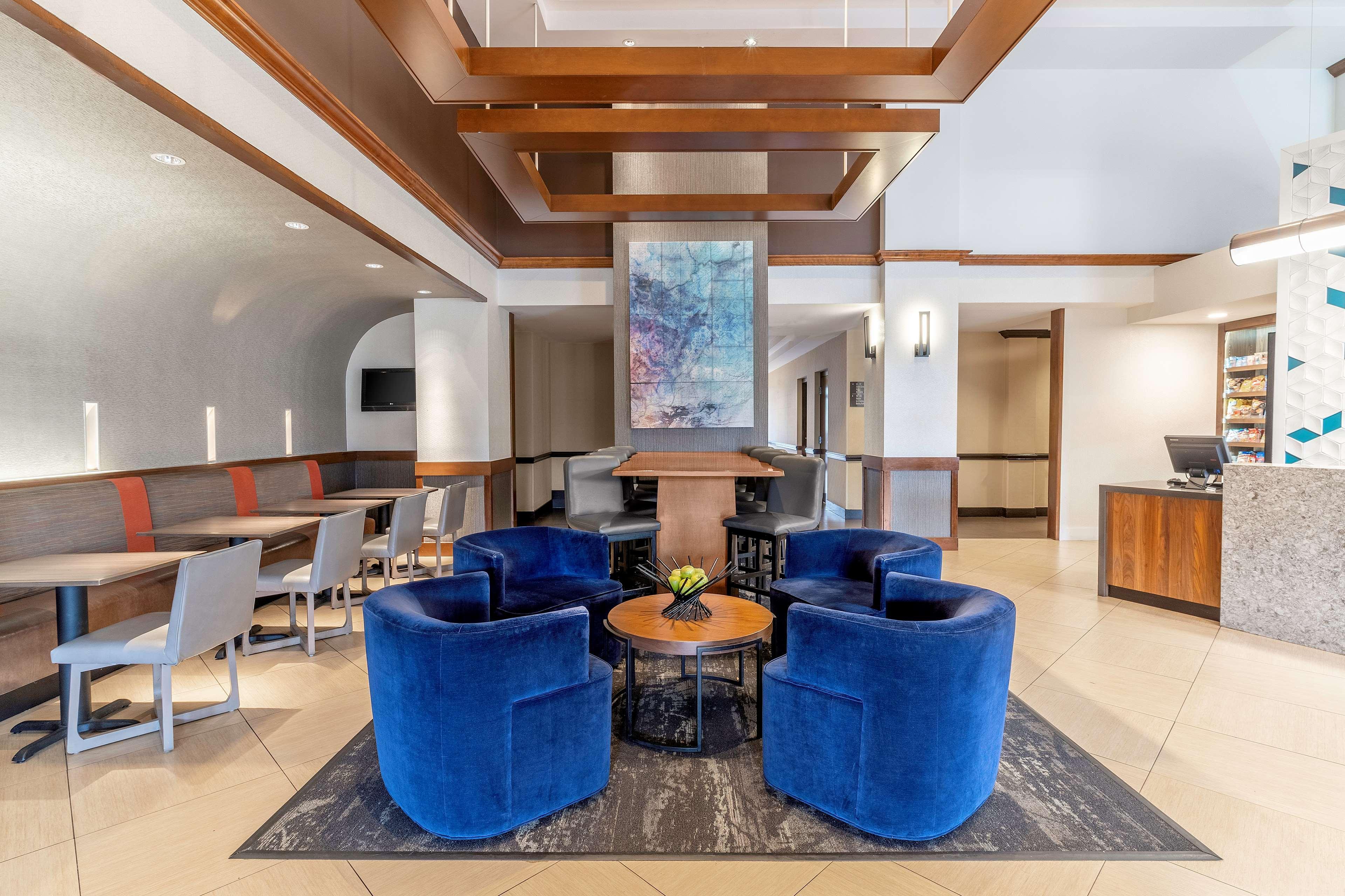 Hyatt Place Charlotte Airport Billy Graham Parkway Экстерьер фото
