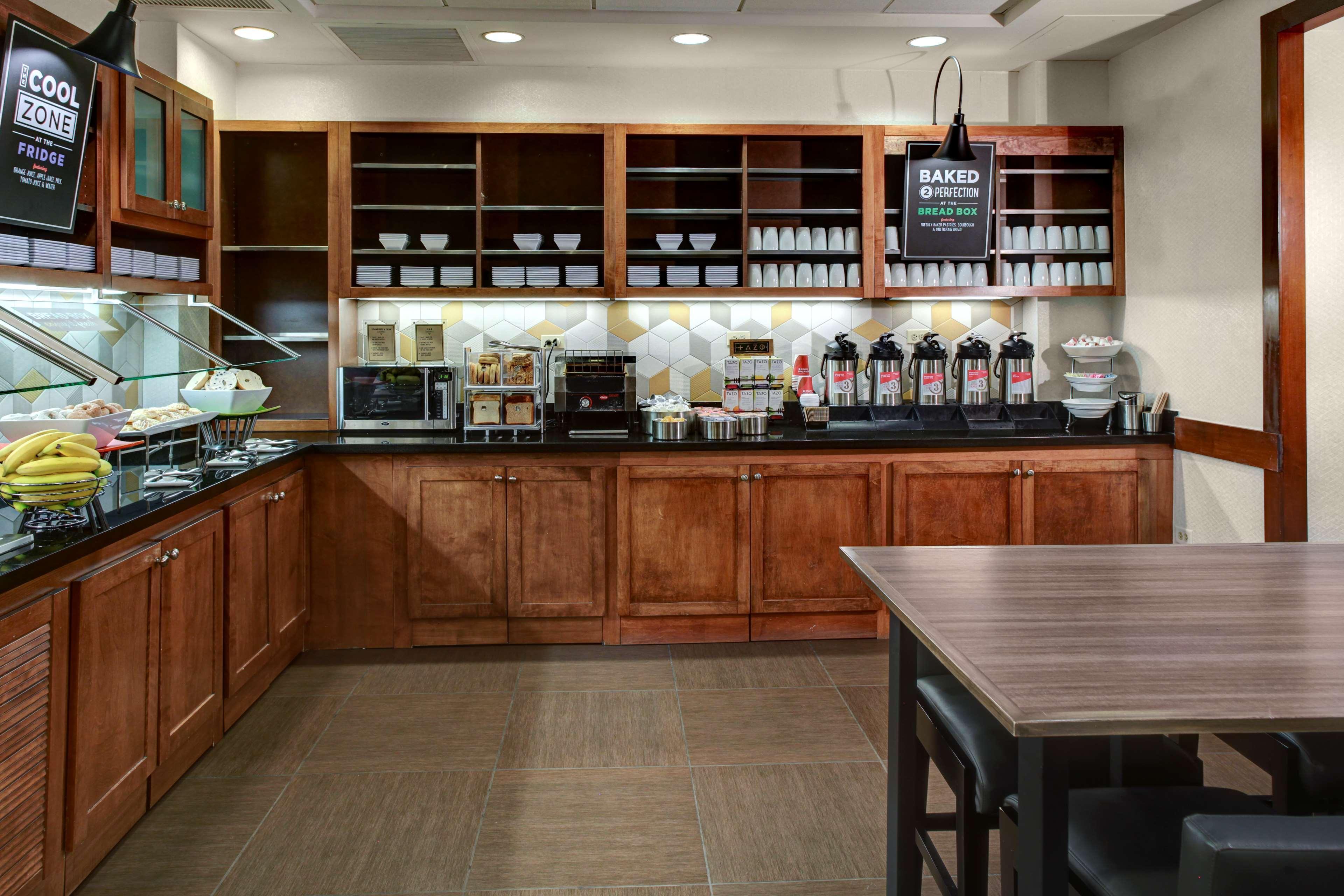 Hyatt Place Charlotte Airport Billy Graham Parkway Экстерьер фото