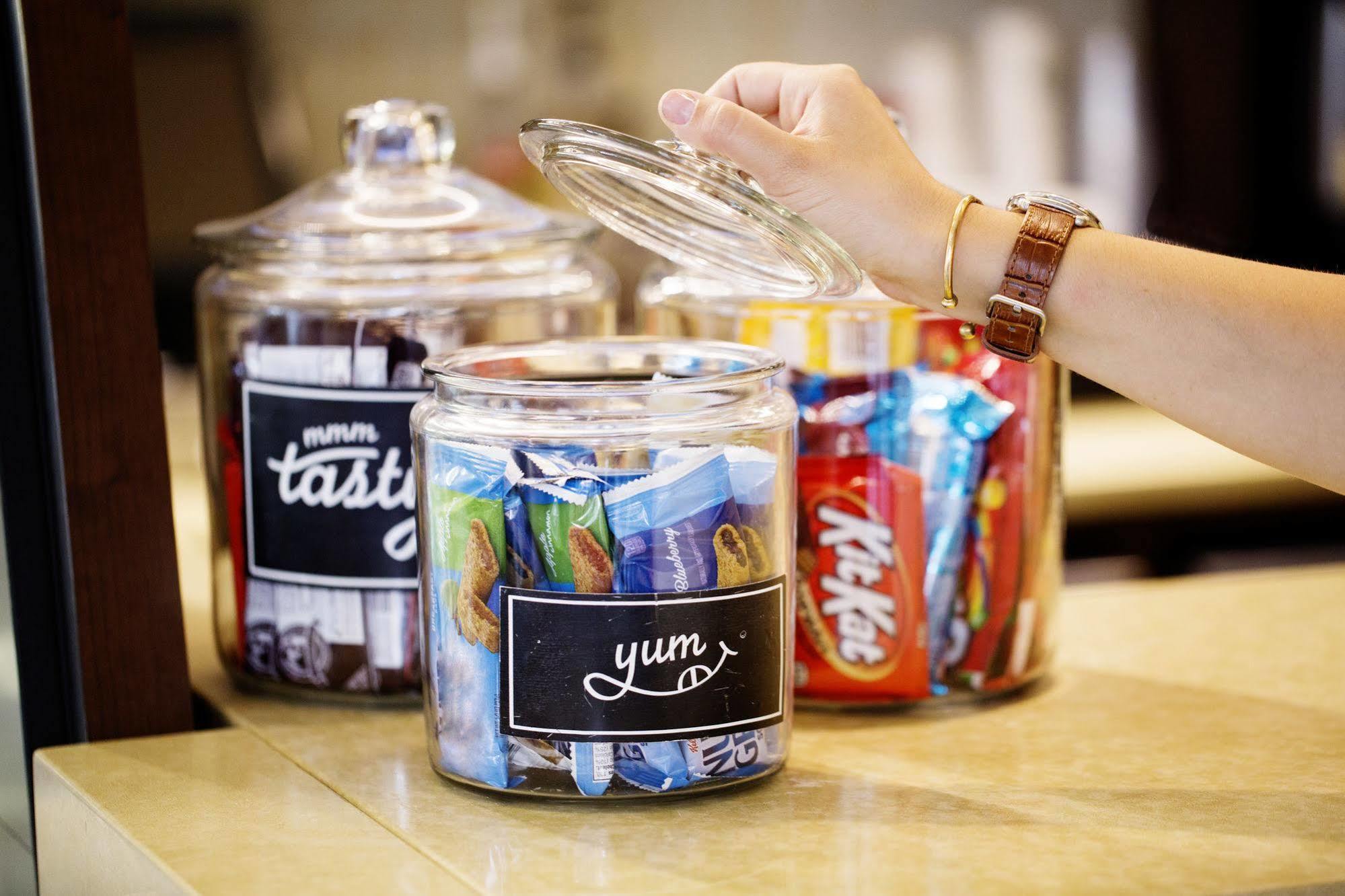 Hyatt Place Charlotte Airport Billy Graham Parkway Экстерьер фото