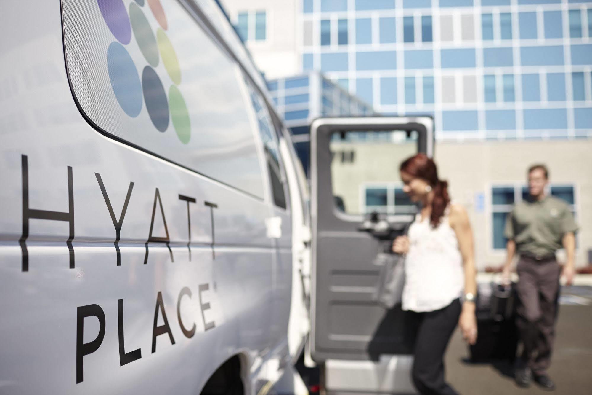Hyatt Place Charlotte Airport Billy Graham Parkway Экстерьер фото